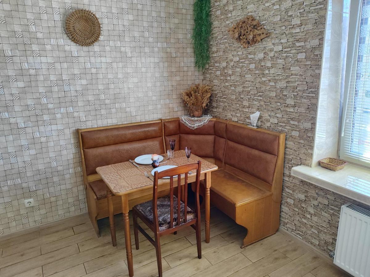 Апартаменти В Новому Будинку В Самому Центрi Khmel'nyts'kyy Exterior photo
